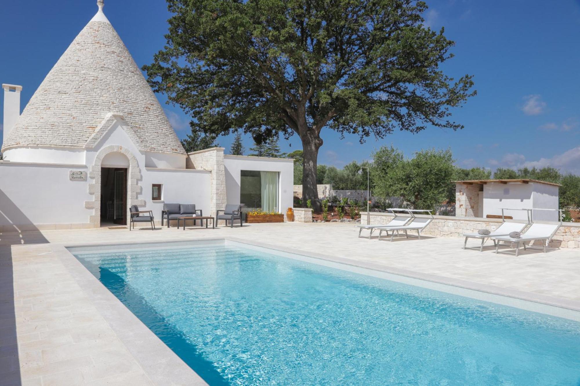 Td Trullo Roverella Charming Trullo With Pool Castellana Grotte Exterior photo